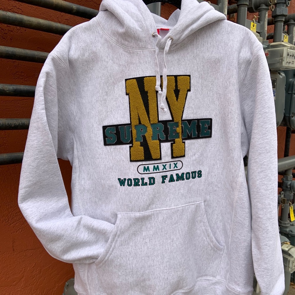 Large Supreme New York Grey Hoodie